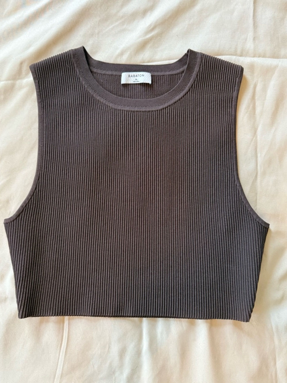 Babaton Ribbed Crop Tank Top - Dark Brown